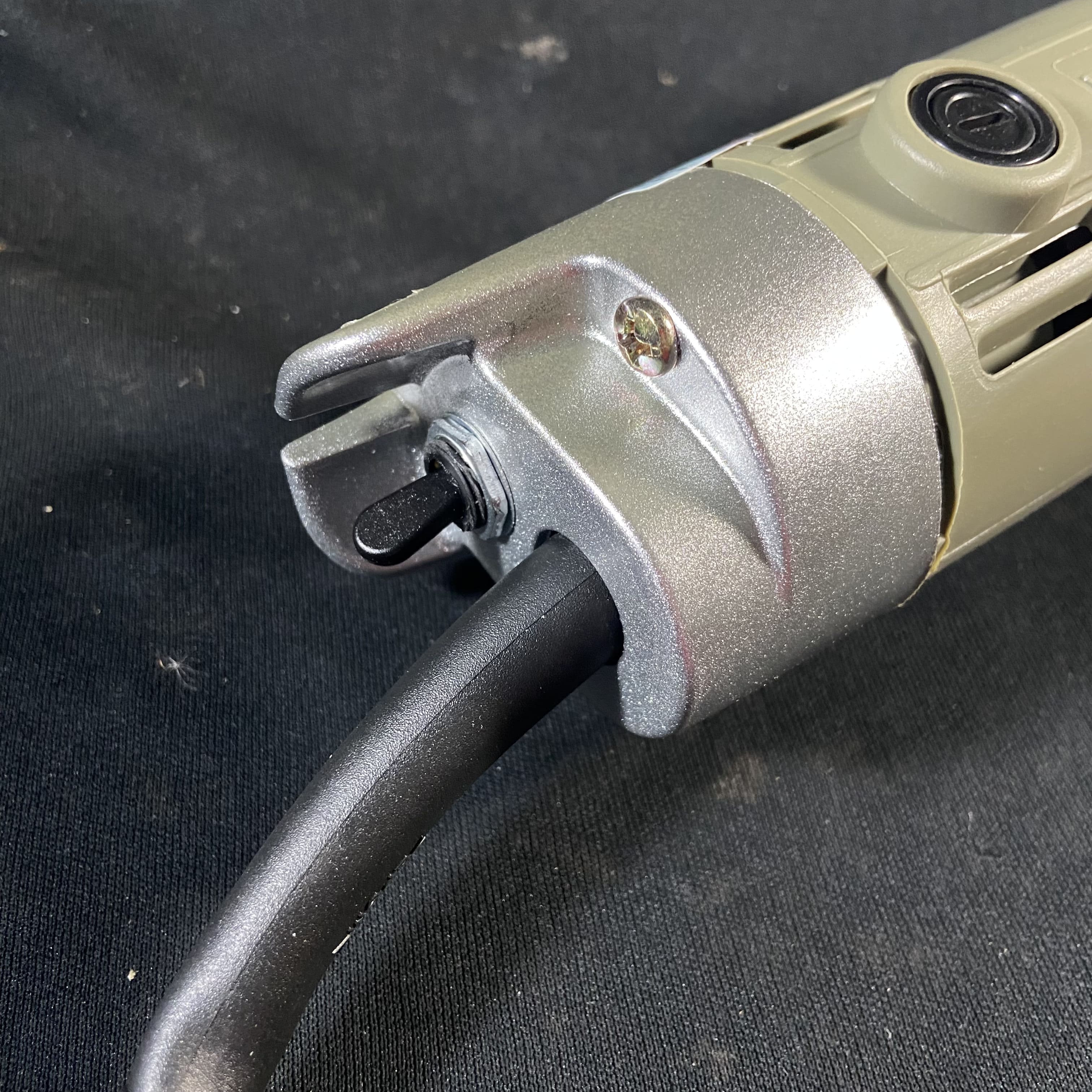 Mesin Gerinda Tangan MODERN M-2350B Angle Grinder 4 Inci 3
