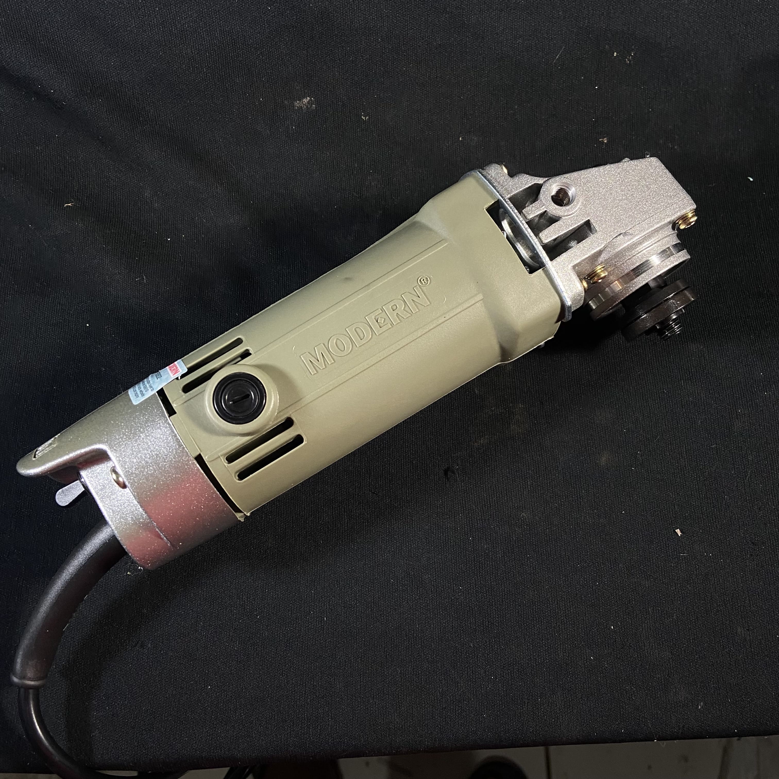 Mesin Gerinda Tangan MODERN M-2350B Angle Grinder 4 Inci 4