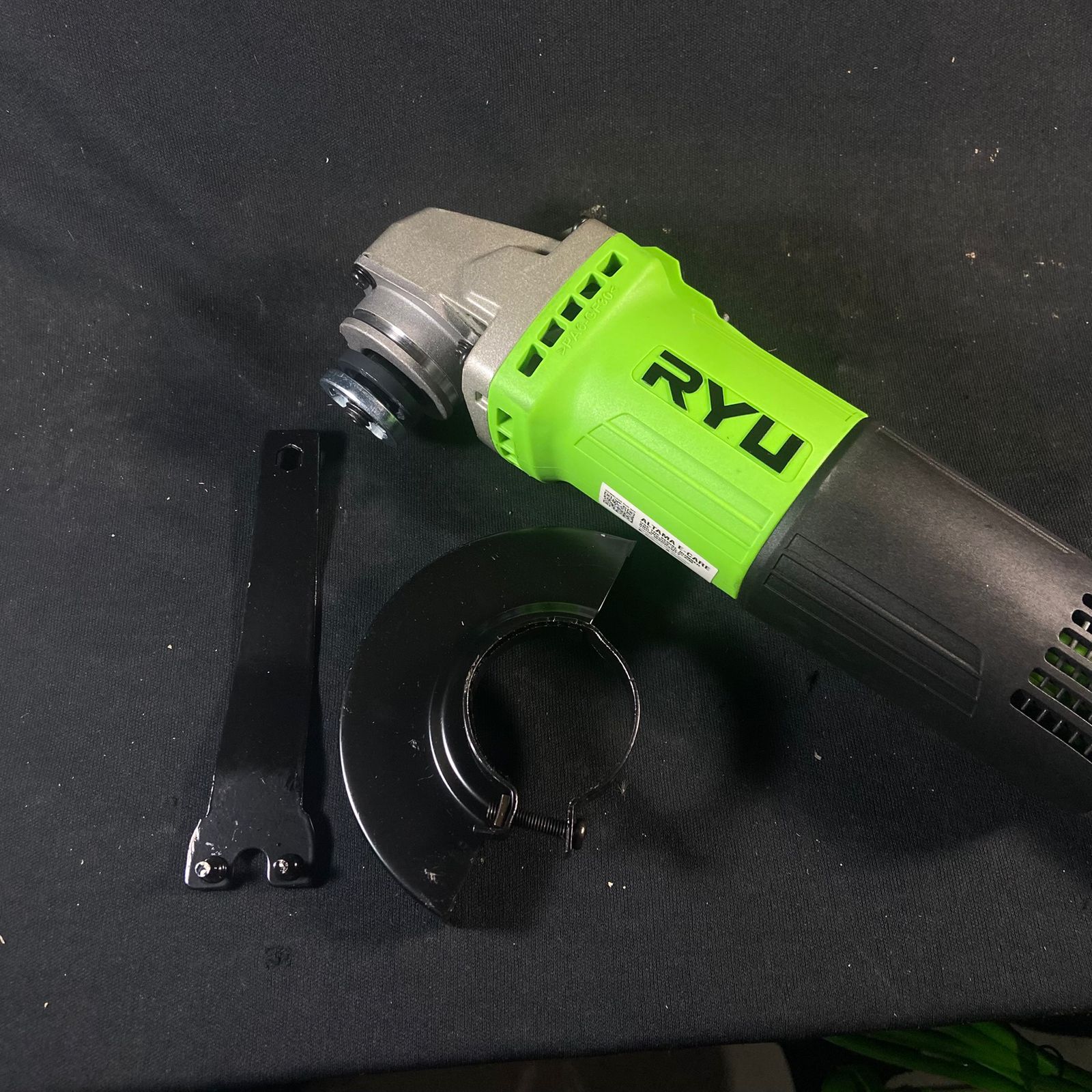 Mesin Gerinda Tangan RYU RSG 100-4 Angle Grinder 4Inci Saklar Atas 3